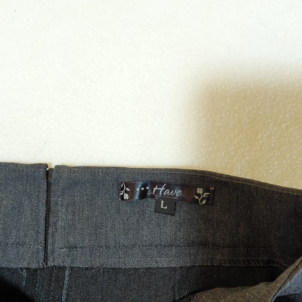 Classic Gray Women's Skirt - Picture 5 of 8